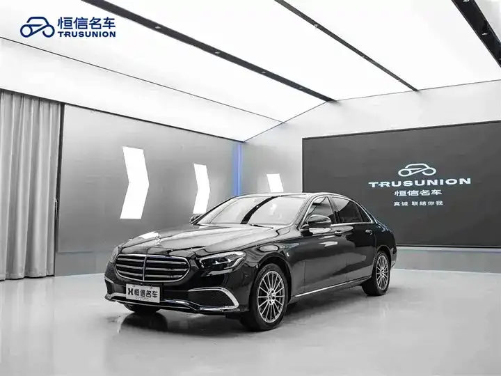 Mercedes Benz Class E 2022 E 260 L 3