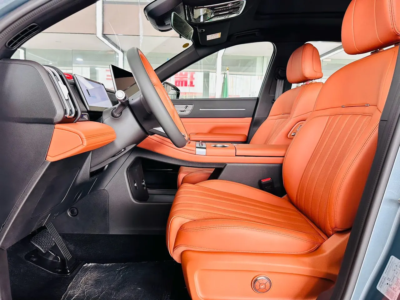 Jetour 2025 X70L 2.0TD flagship 7-seat automatic gear 3
