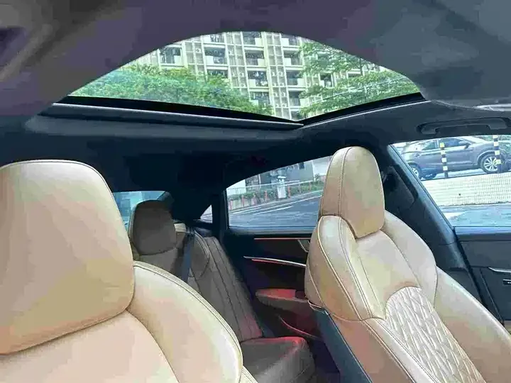 Audi A7L 2022 55 TFSI quattro S-line Zhiyuan Crystal Set 8