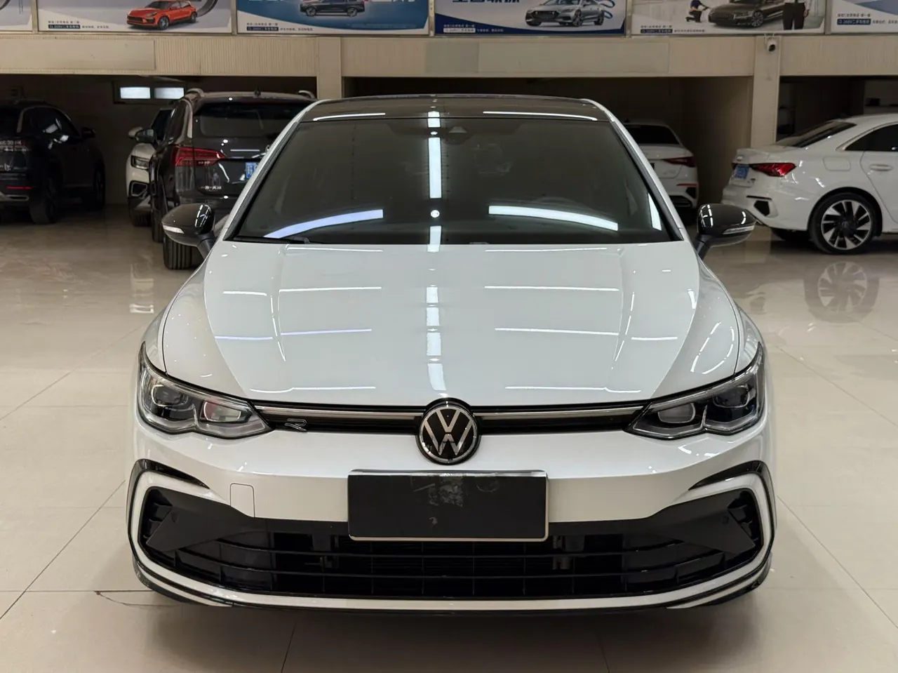 Volkswagen 2021 Golf 8 R-Line 1.4TSI 280TSI Automatic 2