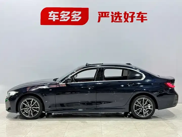 BMW 3 Series 2023 model 320Li M Sport Package 4