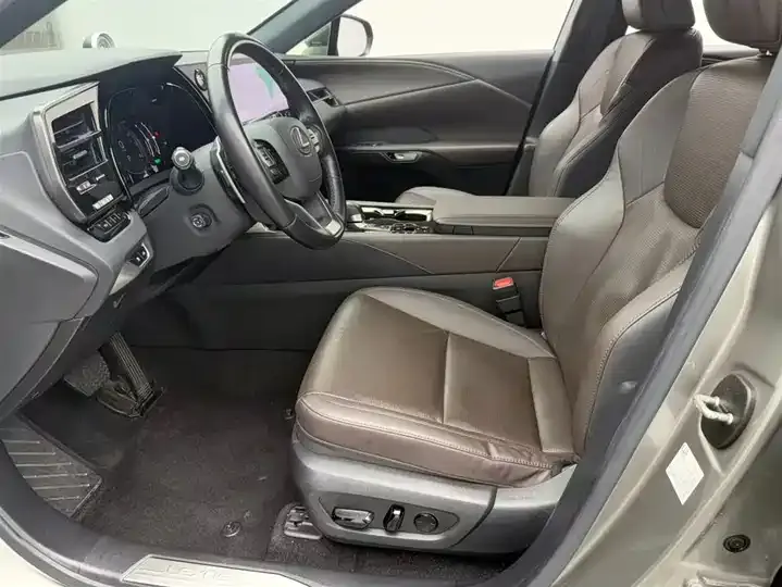 Lexus RX 2023 350h 4-wheel drive alcohol version 8