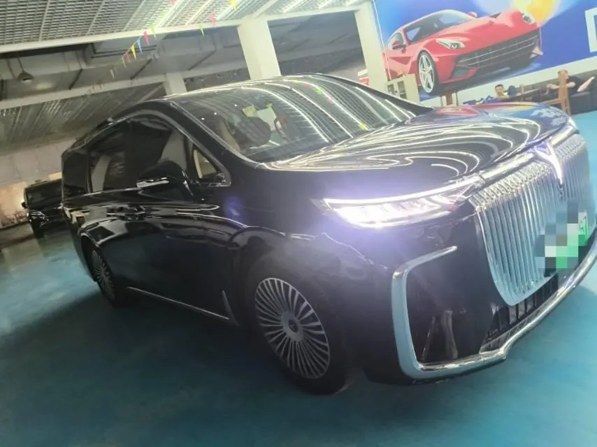 Voyah 2025 Model Dreamer PHEV 1.5T Four-Wheel-Drive Excellence Kunpeng Version Automatic Transmission 3