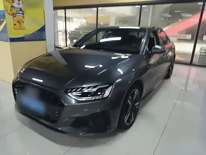 Audi A4L 2020 model 40 TFSI Sporty Version 2