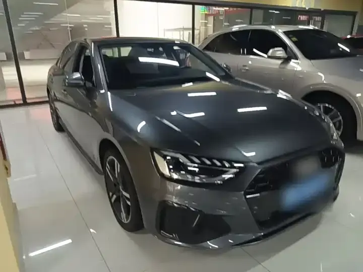 Audi A4L 2020 model 40 TFSI Sporty Version 4