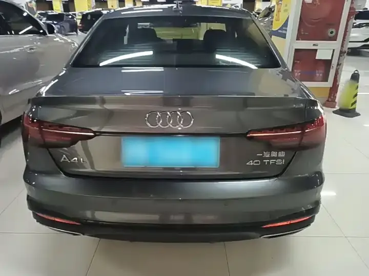 Audi A4L 2020 model 40 TFSI Sporty Version 6