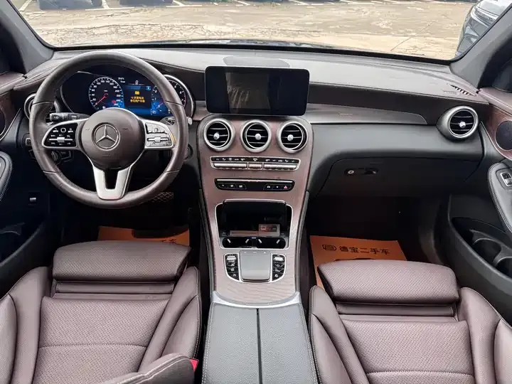 Mercedes Benz GLC 2020 to GLC 300 L 4MATIC Dynamic 8