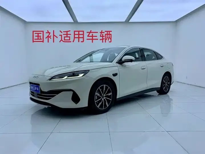 Seal 06 2025 DM-i Smart Driving Edition 120KM Premium - View 1
