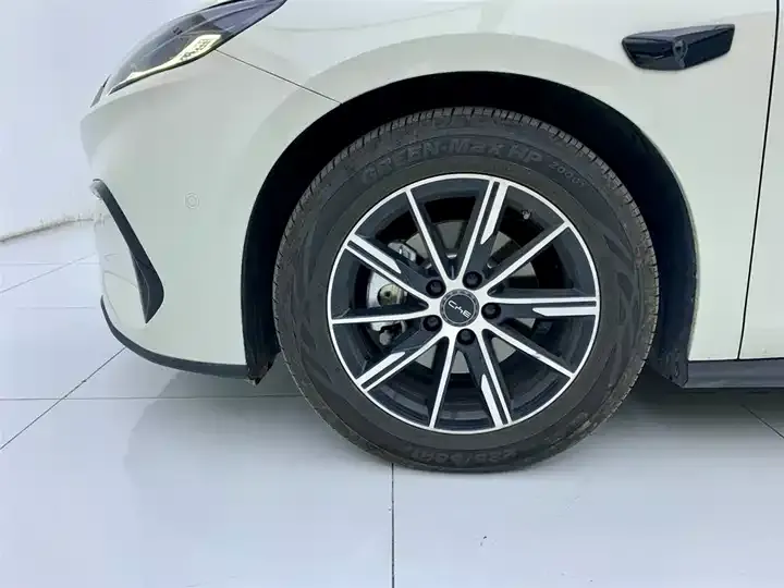 Seal 06 2025 DM-i Smart Driving Edition 120KM Premium 7