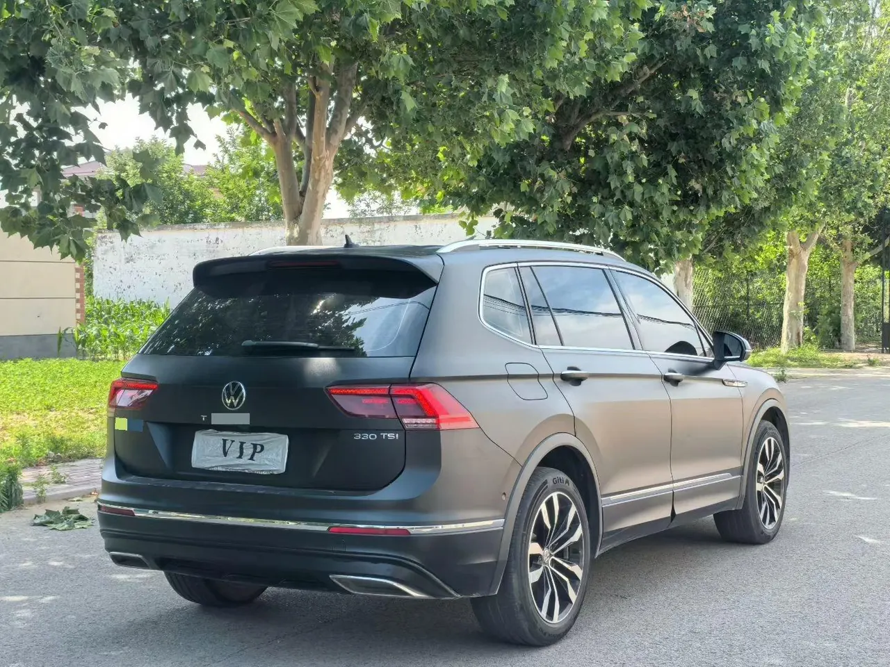Volkswagen 2021 Tiguan L R-Line 2.0TSI 330TSI Two-Drive Overdrive Automatic Gear 4