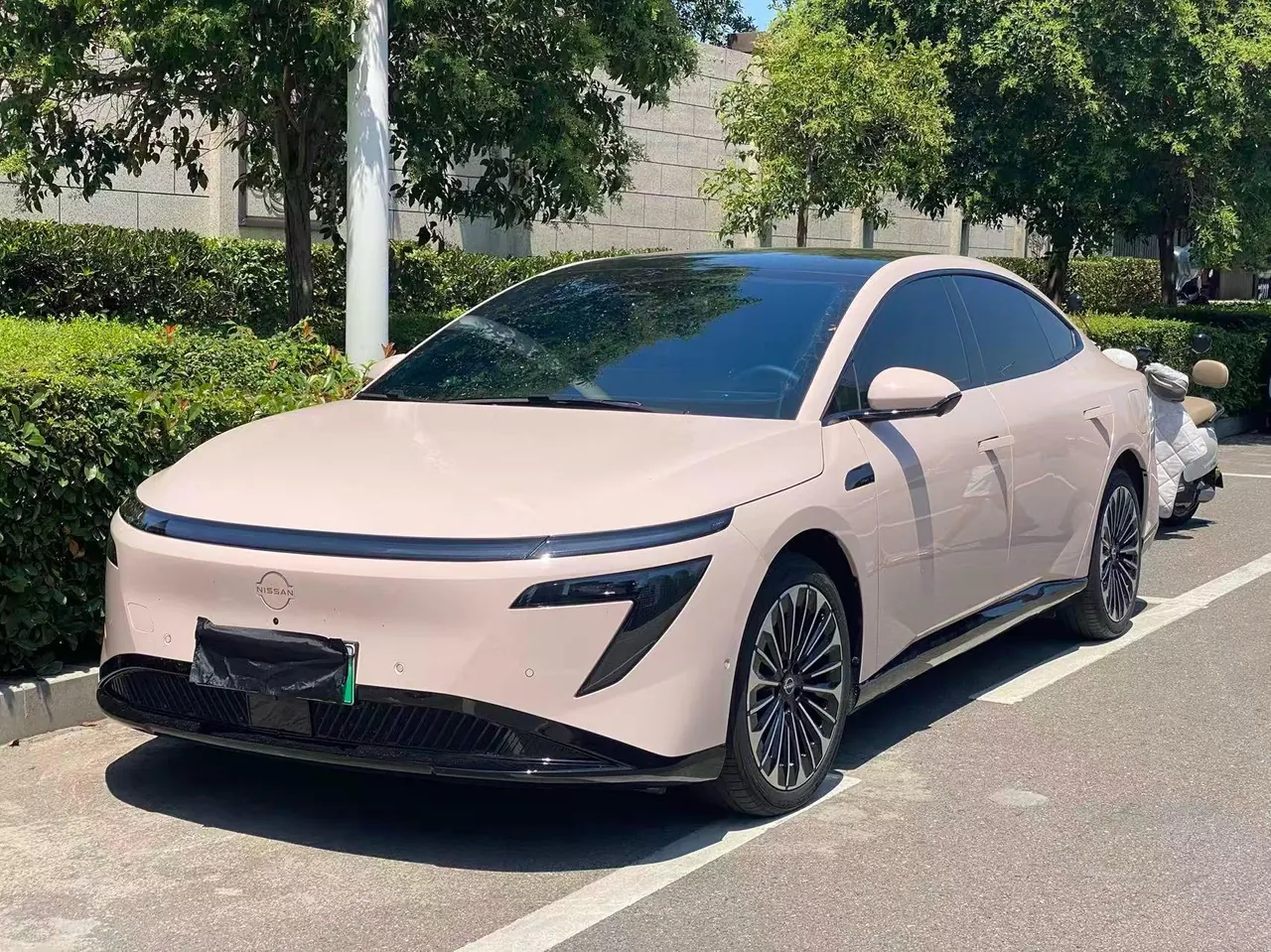 Open image lightbox: Nissan 2025 N7 510 Max Automatic
