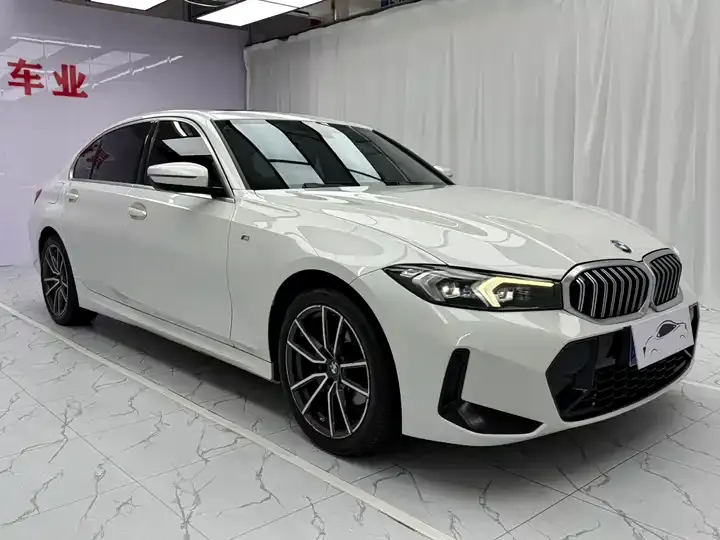 BMW 3 Series 2023 model 320Li M Sport Package 3