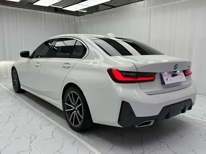 BMW 3 Series 2023 model 320Li M Sport Package 4