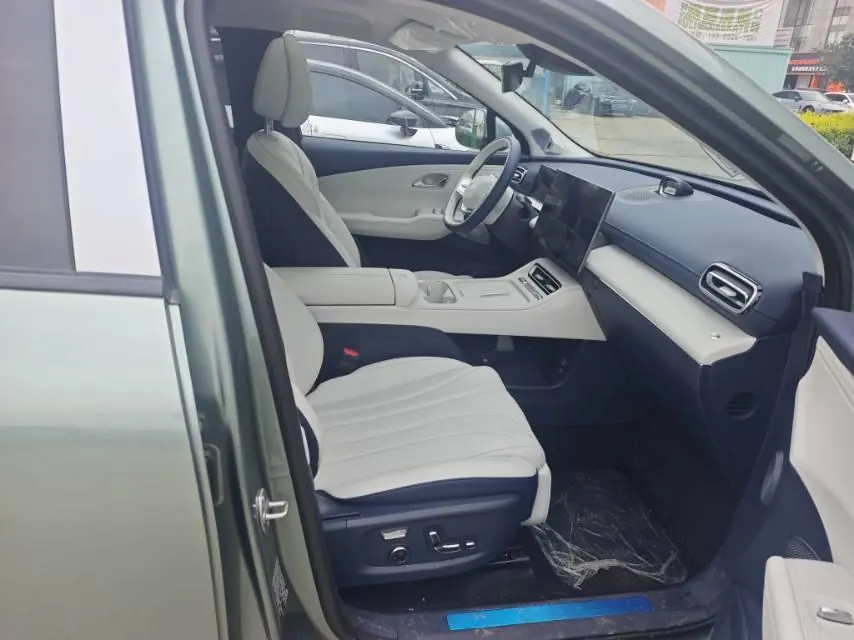 Chery 2026 Fengyun T9L 1.5T 200 4-wheel drive super comfortable automatic gear 2