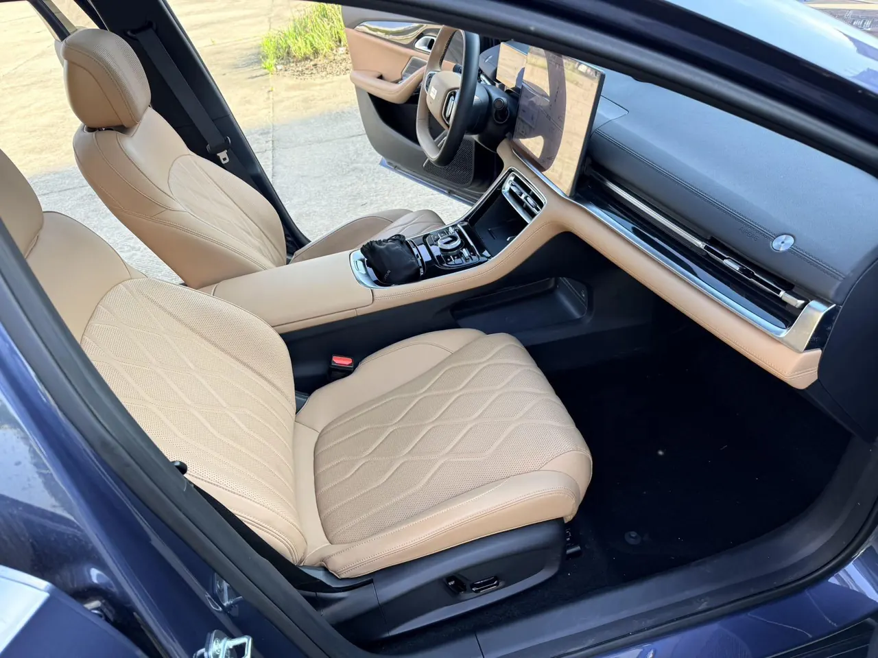 Geely Galaxy 2025 A7 EM-i 1.5 150km Starship Edition Automatic Gear 11