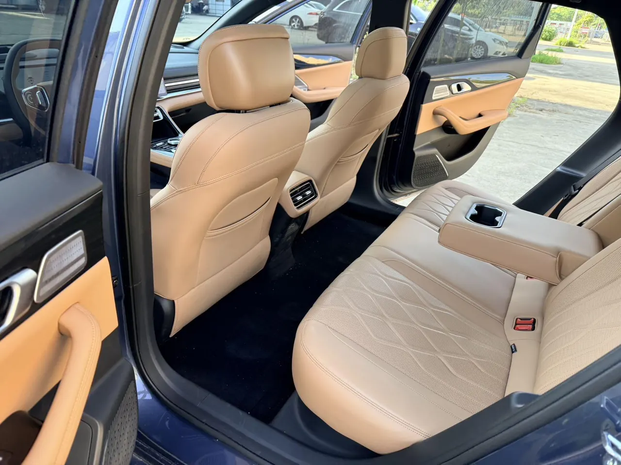 Geely Galaxy 2025 A7 EM-i 1.5 150km Starship Edition Automatic Gear 17
