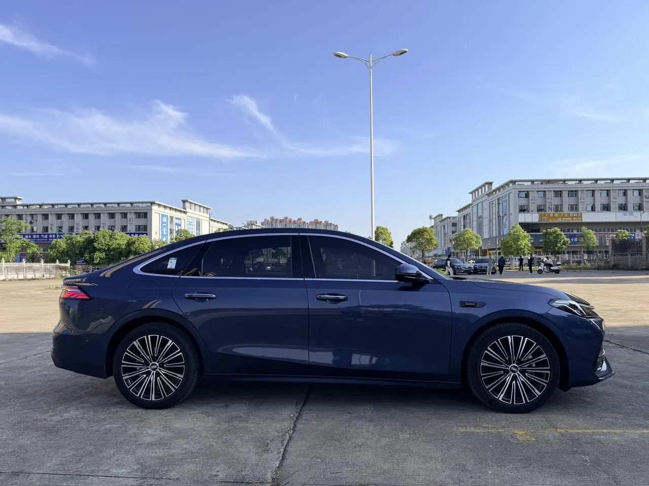 Geely Galaxy 2025 A7 EM-i 1.5 150km Starship Edition Automatic Gear 4