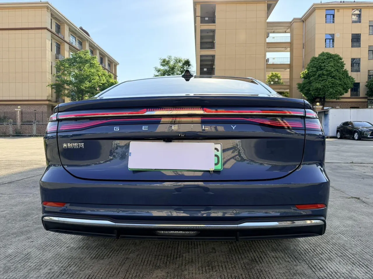 Geely Galaxy 2025 A7 EM-i 1.5 150km Starship Edition Automatic Gear 6