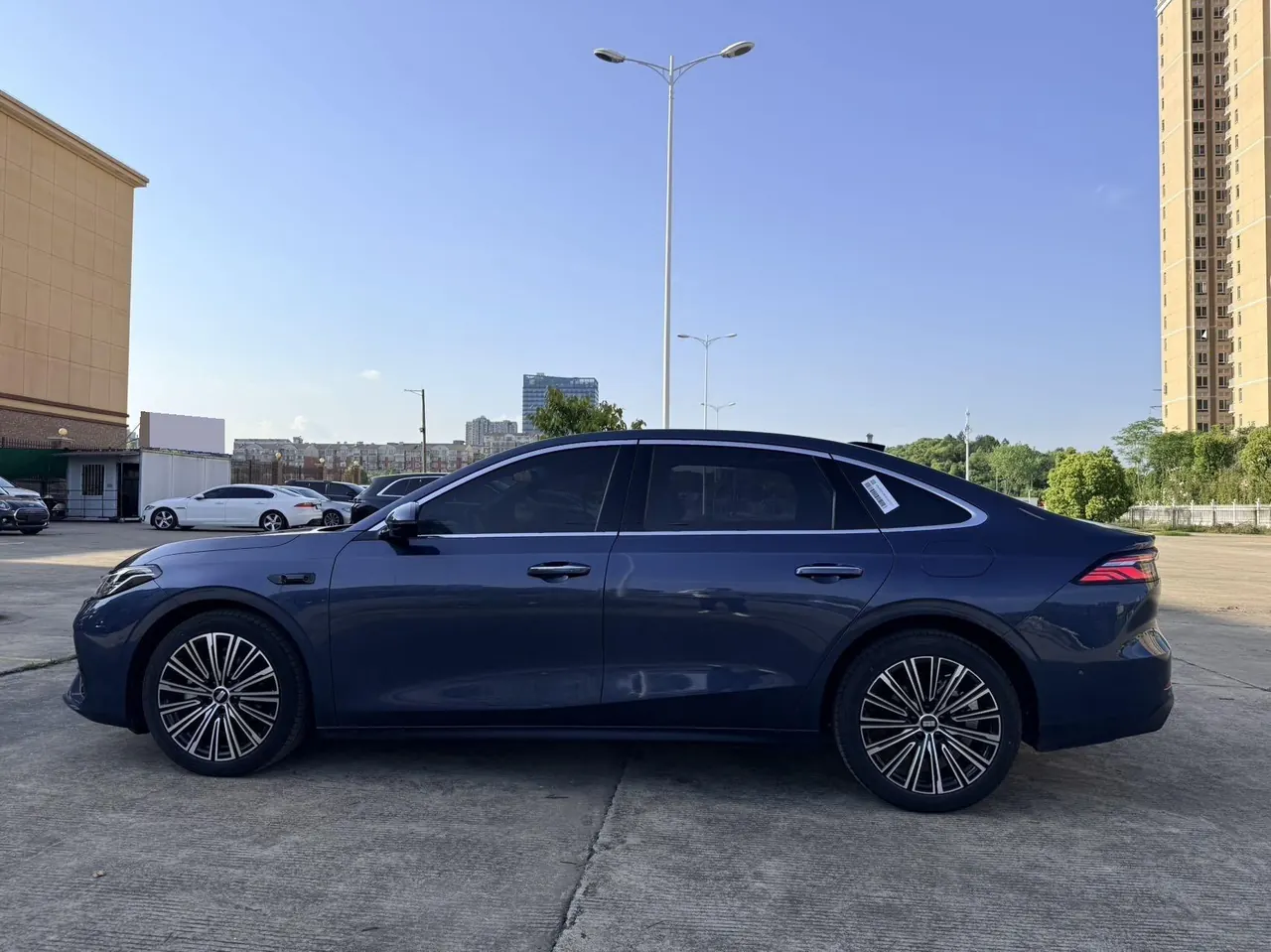 Geely Galaxy 2025 A7 EM-i 1.5 150km Starship Edition Automatic Gear 9
