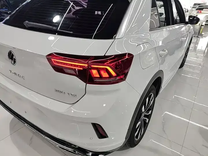 T-ROC Tange 2021 280TSI DSG Two-Drive R-Line Pro Zhilian Edition 8