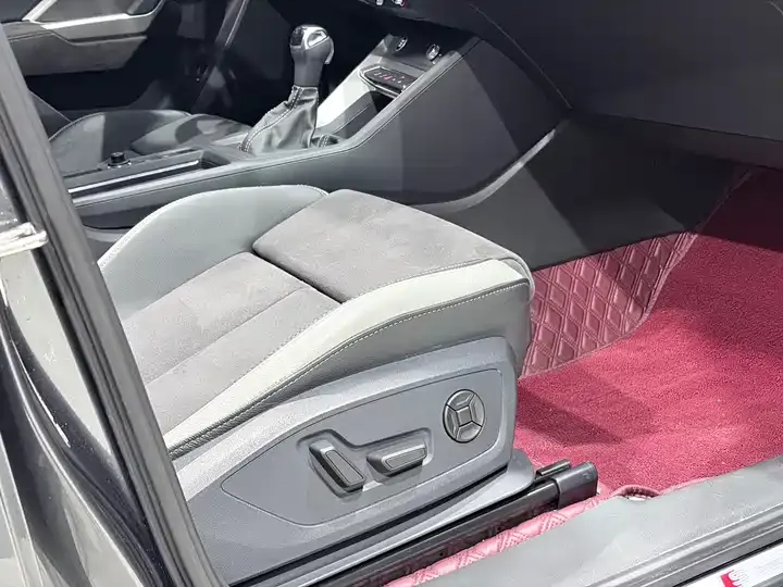 Audi Q3 2023 35 TFSI Fashion Dynamic (1.4T) 10