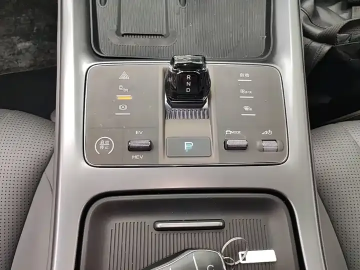Seal 07 DM-i 2025 DM-i 1.5L 125km Elite 10