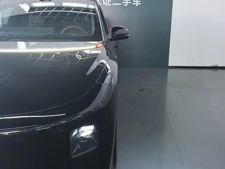 Li i6 2025 Two-Drive Standard Edition 5