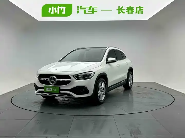 Open image lightbox: Mercedes Benz GLA 2020 GLA 180