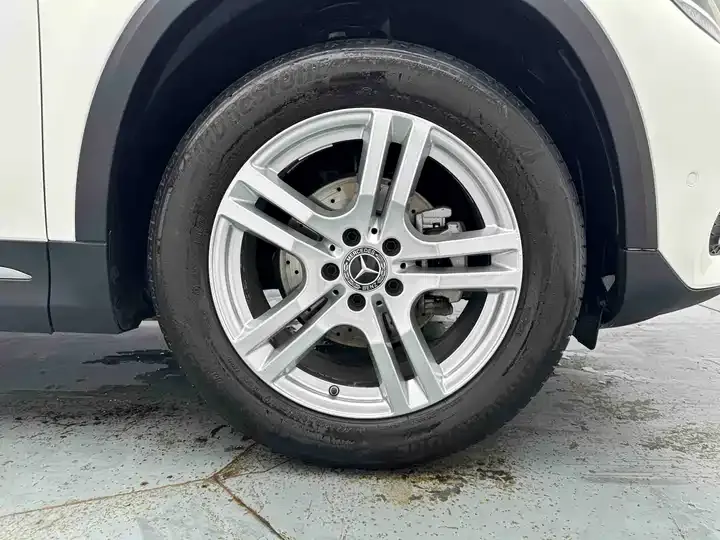 Mercedes Benz GLA 2020 GLA 180 8