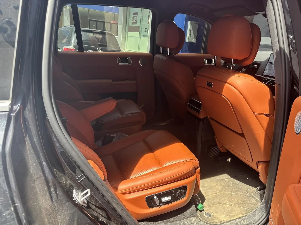 Li 2022 L9 1.5T Max Edition Automatic Gear 2