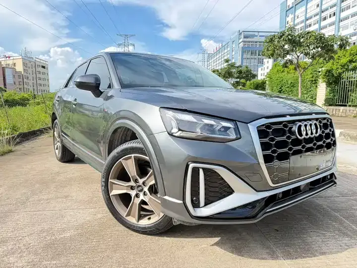 Audi Q2L 2022 35 TFSI Fashion Dynamic 3