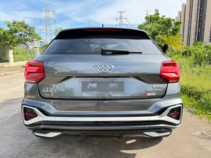 Audi Q2L 2022 35 TFSI Fashion Dynamic 5