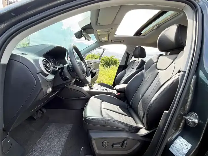 Audi Q2L 2022 35 TFSI Fashion Dynamic 9