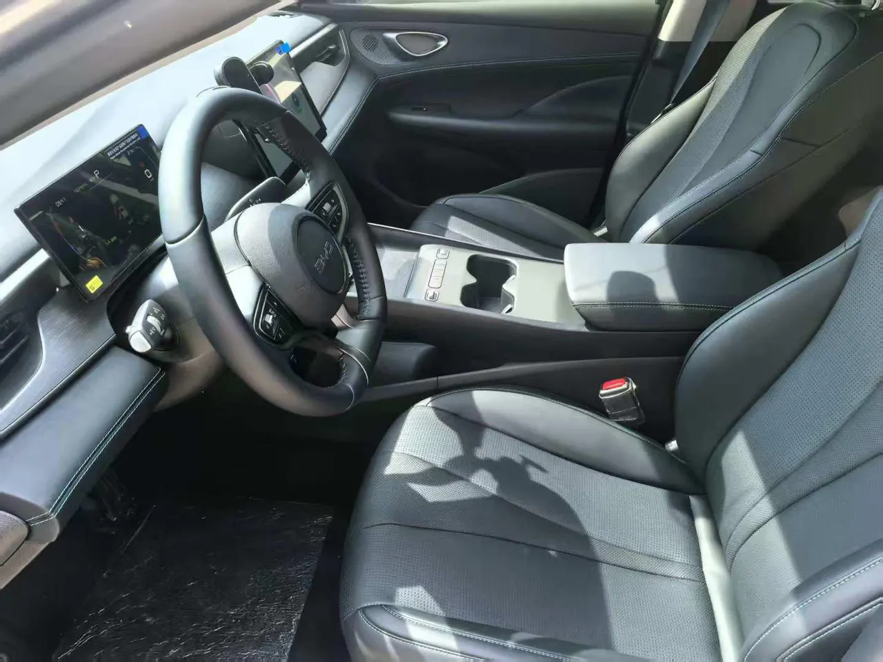BYD 2026 seals 05 DM-i 1.5 stepless 128KM luxury automatic gear 4