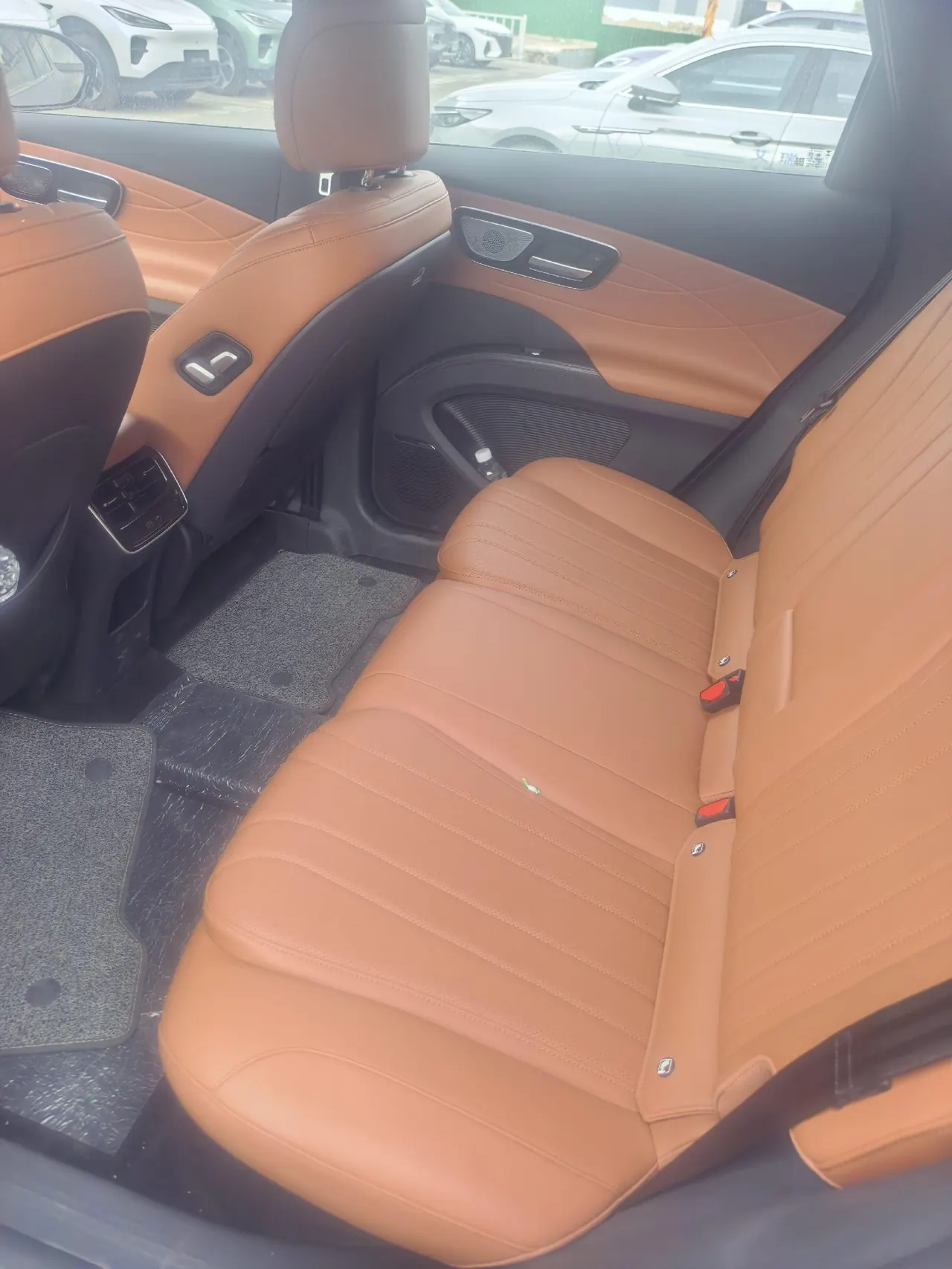 Chery 2026 Ruihu 8 1.6T Tiger Kunpeng Flagship Automatic Gear 2