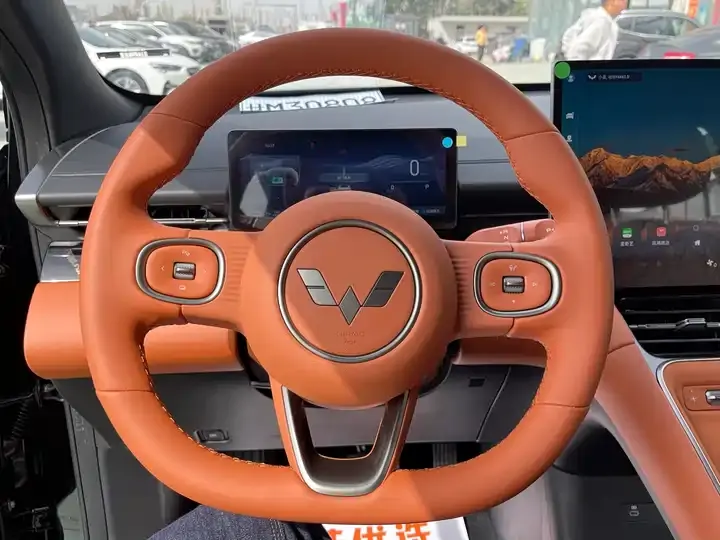 WuLing Starlight S 2025 130km Flagship 8