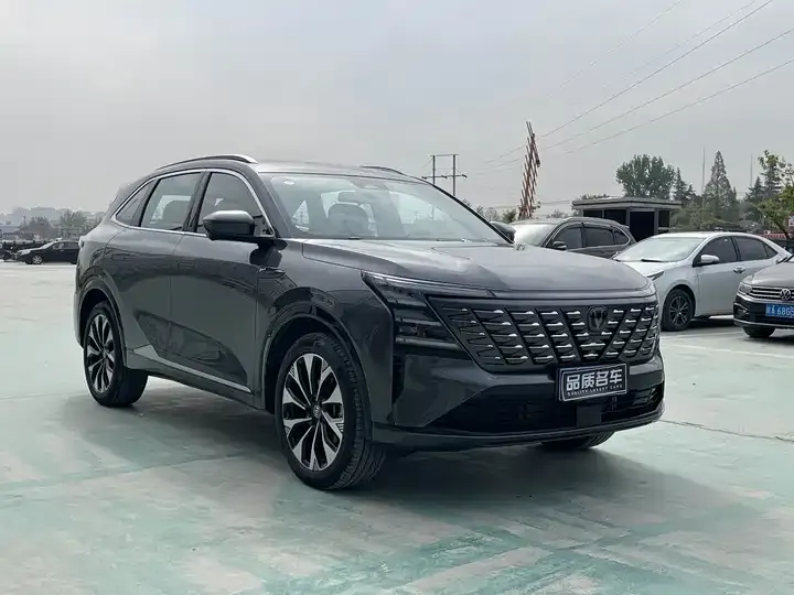 ChangAn CS75PLUS 2025 4th Generation UItra 2.0T New Blue Whale Wisdom 3