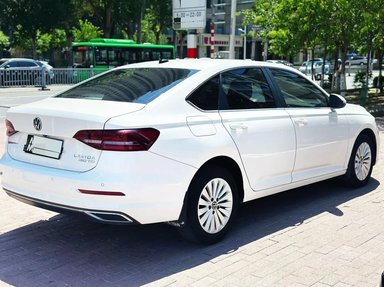 Volkswagen 2021 Lavida 1.4TSI 280TSI Comfort Edition Automatic Gear 3
