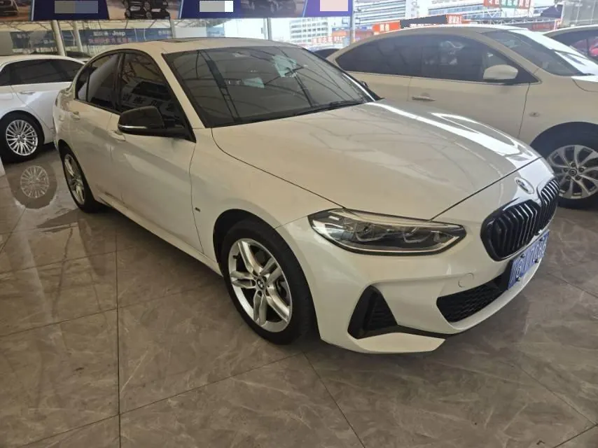 BMW 1 Series 2022 120i 1.5T M Sports Obsidian Night Edition Automatic Gear 4