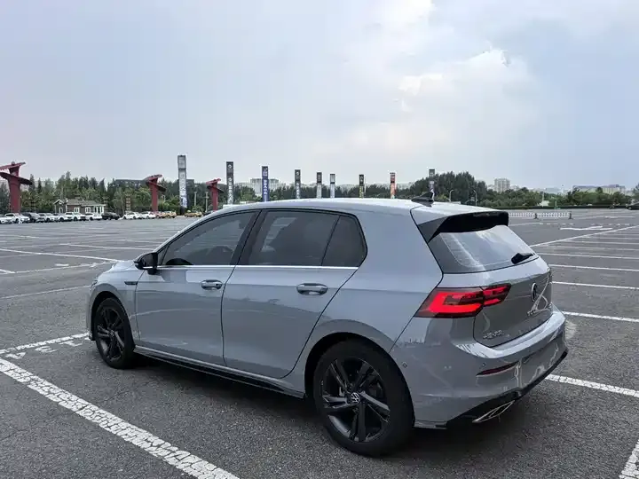Golf 2021 280TSI DSG R-Line 4
