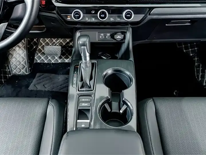 Model 2023 240TURBO CVT Deluxe Edition 12