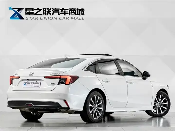 Model 2023 240TURBO CVT Deluxe Edition 6
