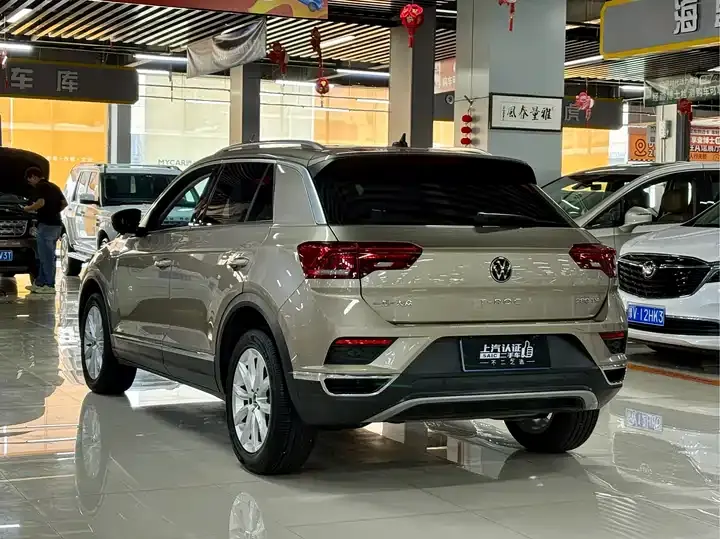T-ROC Tange 2021 to 280TSI DSG Two-Drive Elite Zhilian Edition 11