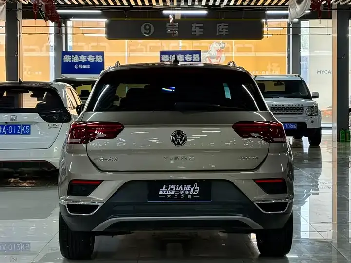 T-ROC Tange 2021 to 280TSI DSG Two-Drive Elite Zhilian Edition 9