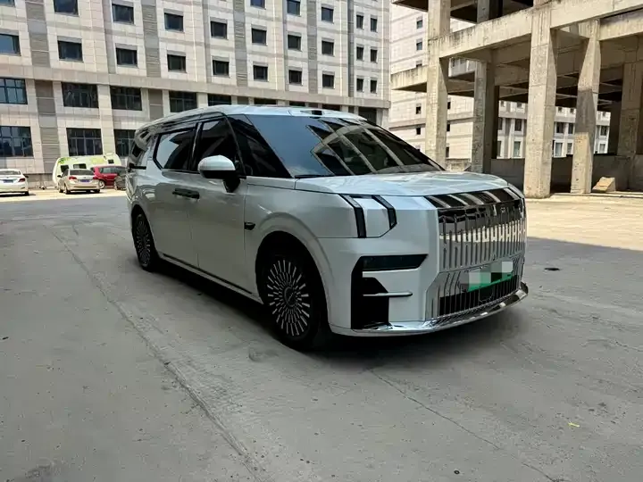 Zeekr 009 2024 seven-seat aisle version four-wheel drive 108kWh 3