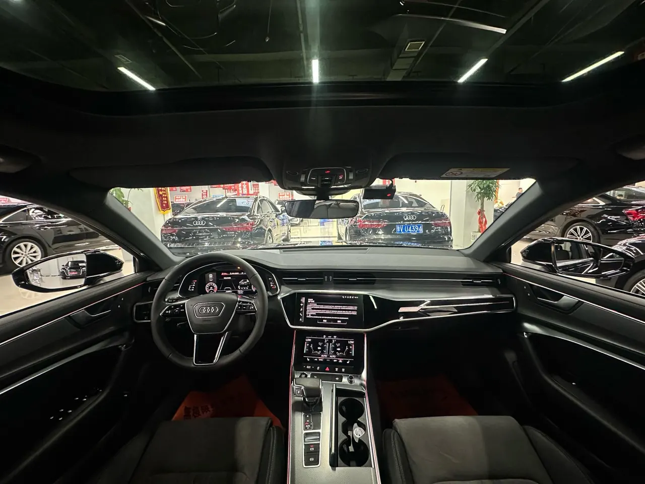 Audi 2022 A6L 2.0TFSI 45TFSI Quattro Selected Dynamic Automatic 5