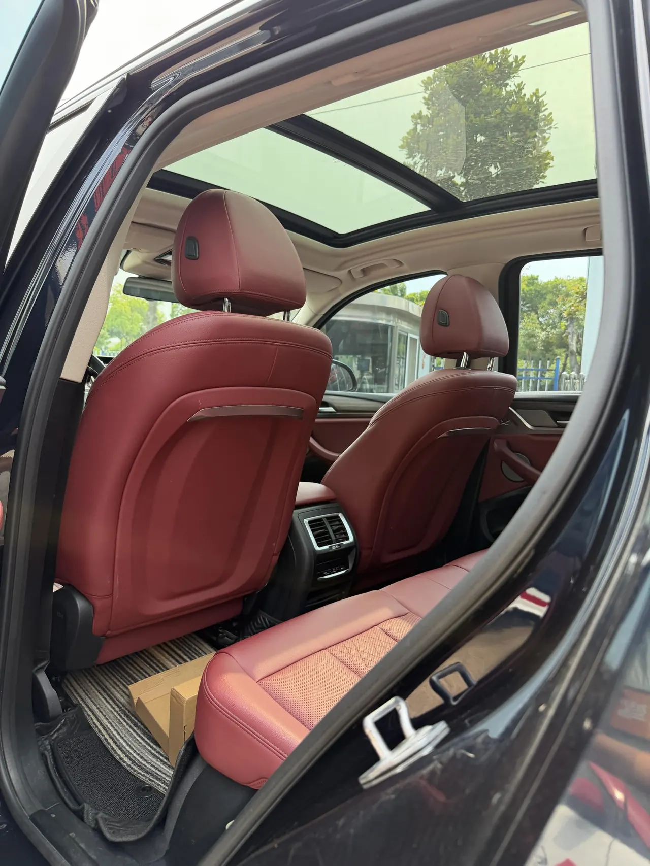 BMW 2022 X3 xDrive30i 2.0T exclusive M obsidian night set (modified) automatic gear 10