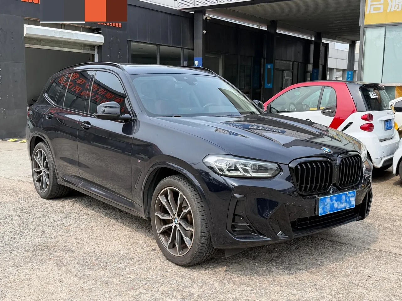 BMW 2022 X3 xDrive30i 2.0T exclusive M obsidian night set (modified) automatic gear 3