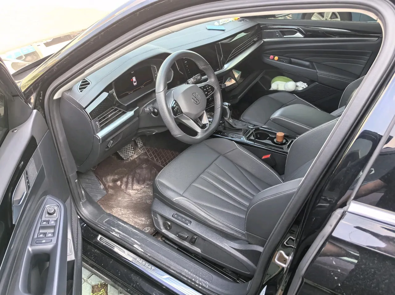 Volkswagen 2024 Passat 2.0TSI 380TSI Star Elite Edition Automatic 2
