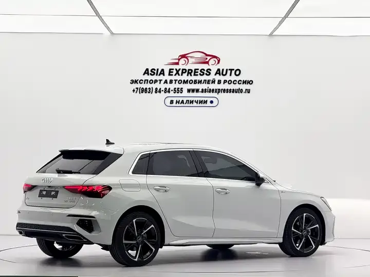 Audi A3 2022 Sportback 35 TFSI Fashion Sport 4